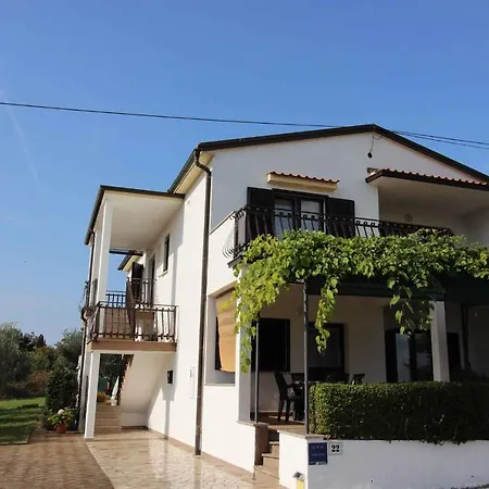 Apartment In Novigrad - Istrien 34310 Karpinjan